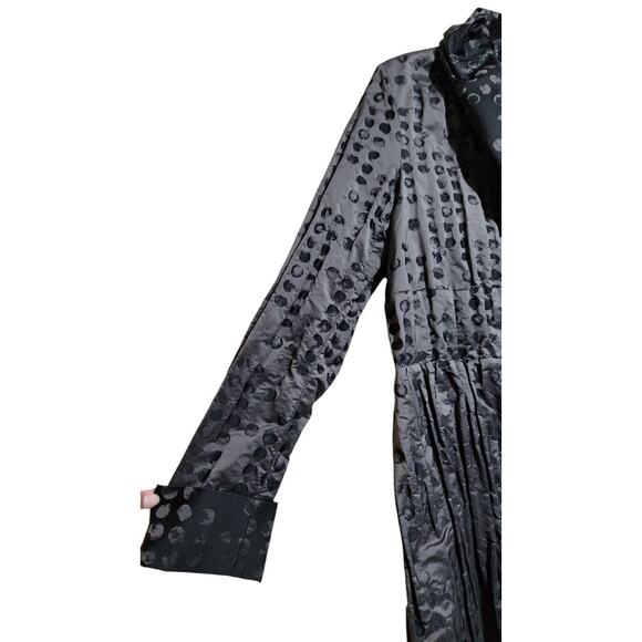 Woman’s Lightweight Black Gray Blazer/Jacket/Coat Dotted Collared Buttons Size 8 - Picture 4 of 10